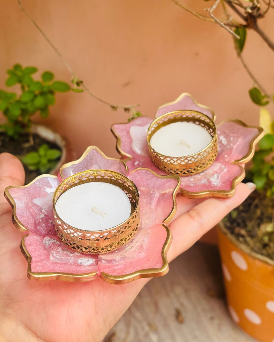 Handmade resin tealight holder, photo 4 of 5