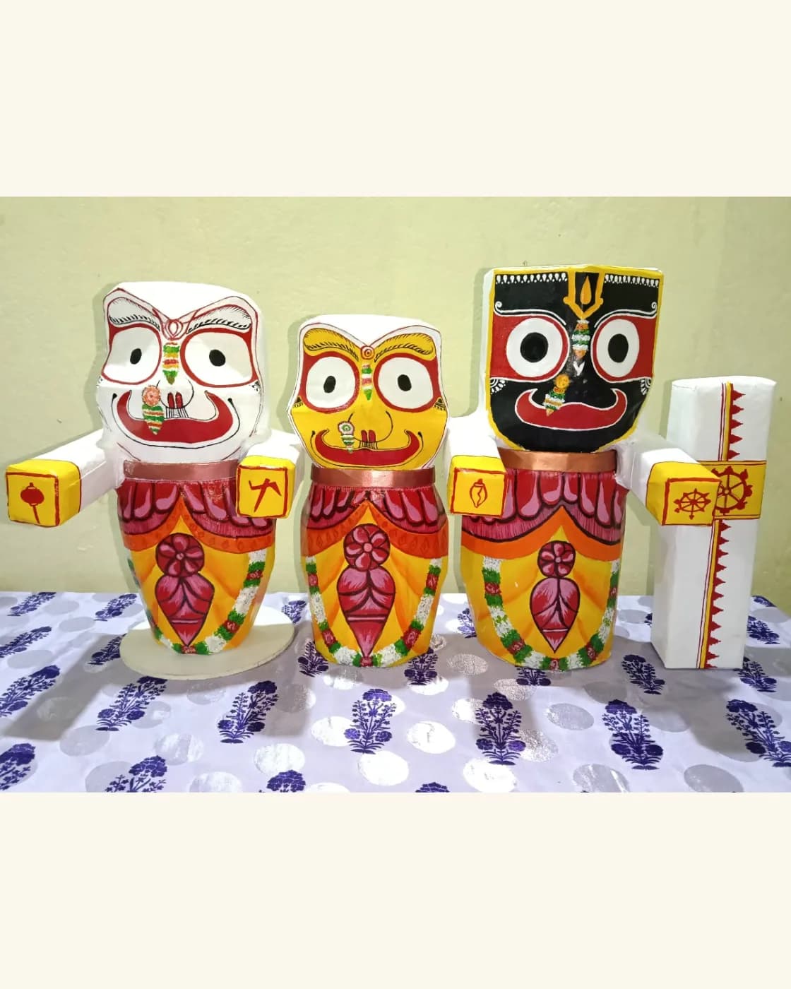 Jagannath Balabhadra Subhadra Idols in Cardboard, photo 1 of 1