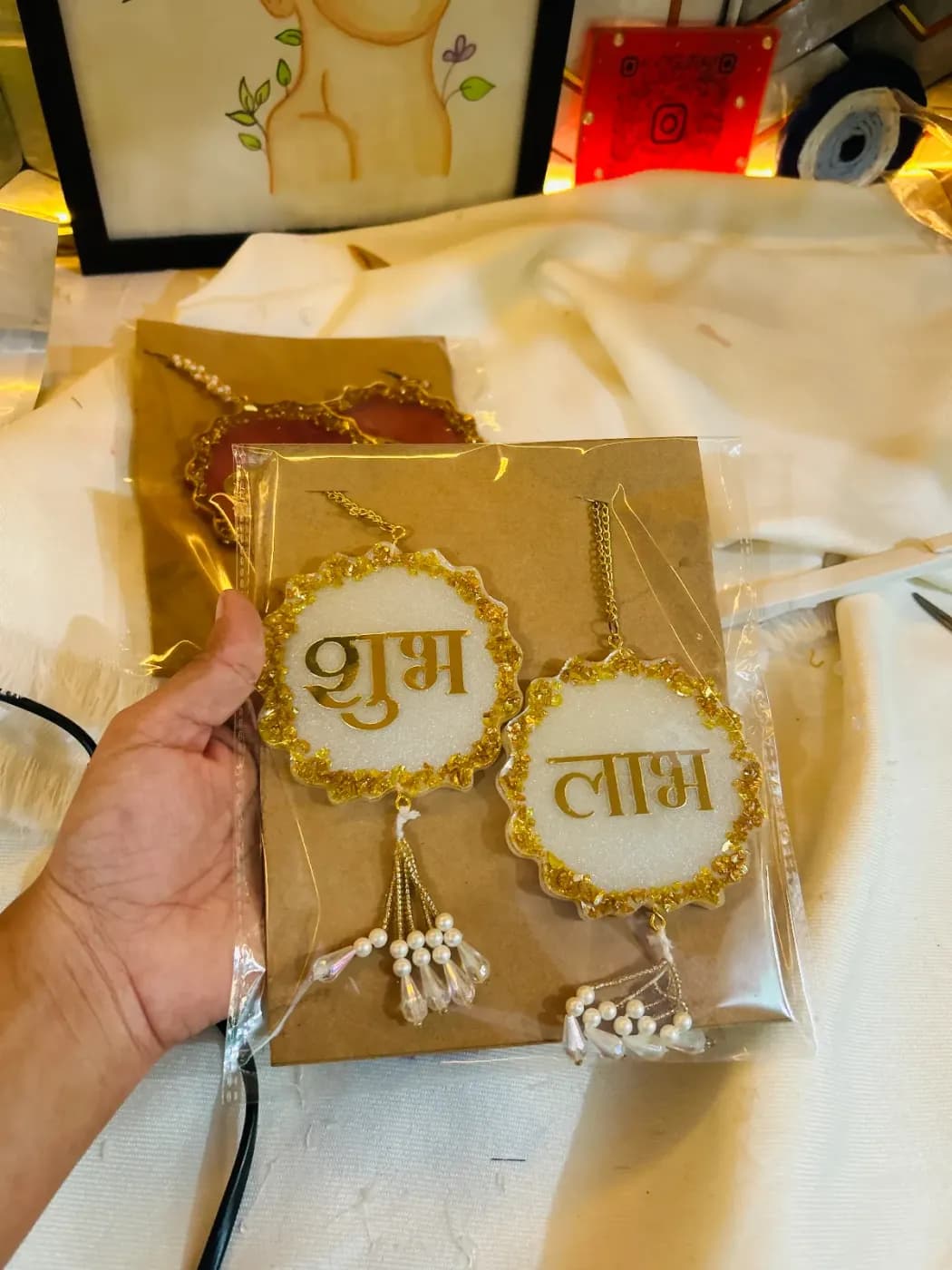 Shubh labh hangging, photo 4 of 4