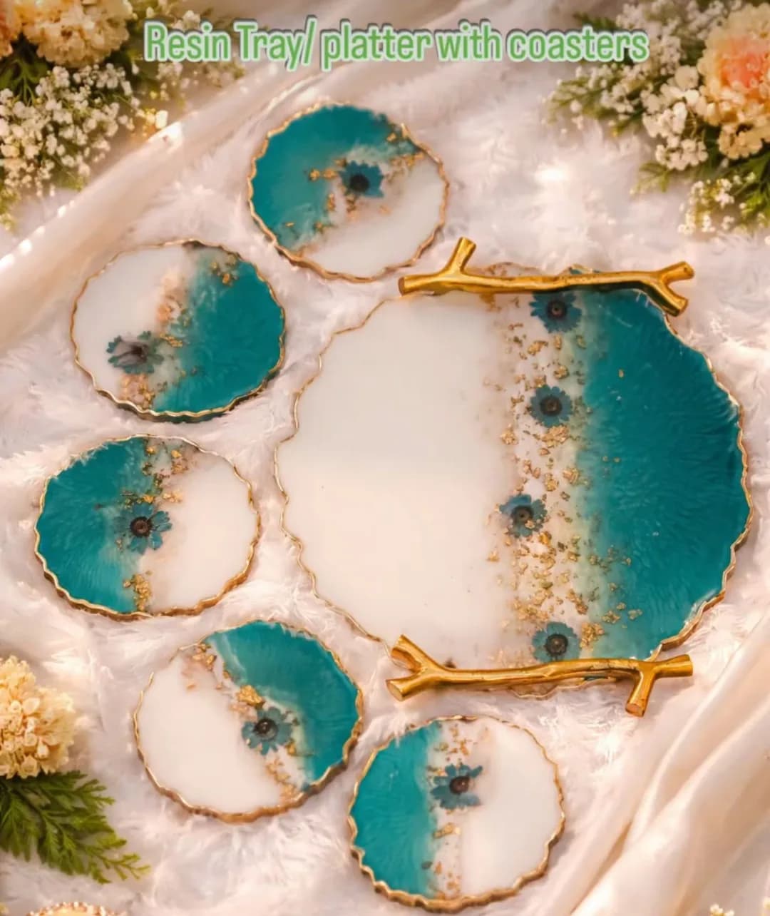 Resin tray with coasters, photo 1 of 1